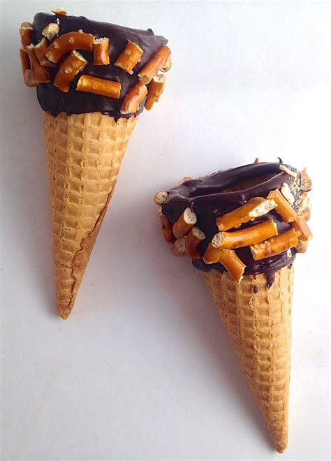 Ways To Trick Out Your Ice Cream Cones Delish Com Ice Cream Cones Recipe Dipped Ice Cream