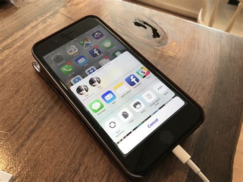 Choose the photo you want to upload. How to quickly delete and share screenshots on iPhone or ...