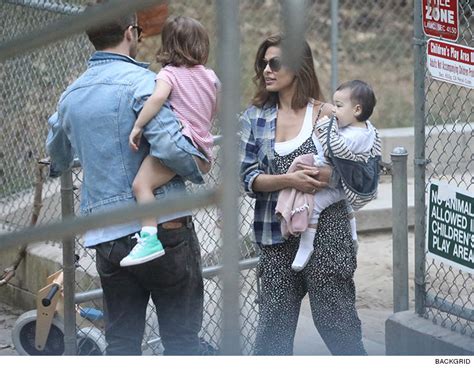Ryan Gosling And Eva Mendes Park It With Daughters