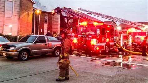 Firefighters Battle 2 Alarm Apartment Fire In Southwest Houston Abc13