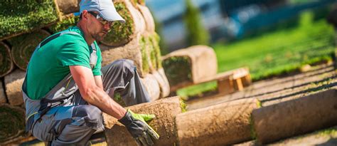 How To Become A Landscaper Salary Qualifications Skills And Reviews