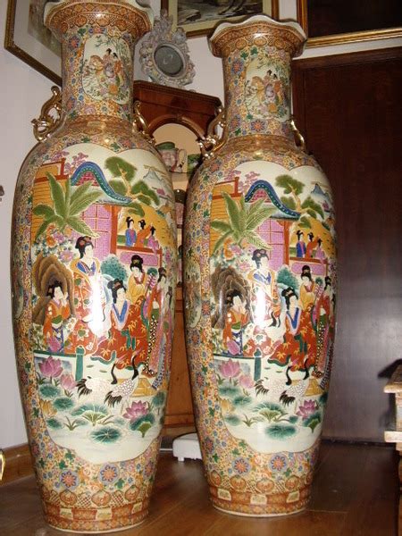 Antique A Stunning Pair Of 20thcoriental Enamelled Japanese Vases