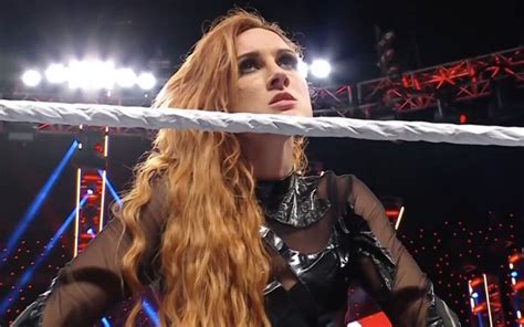 Wwe 33 Year Old Superstar Returns As Becky Lynchs Surprise Tag Team Partner On Raw And Loses