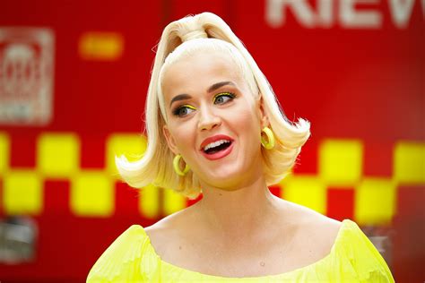 Katy Perry Brings Out Breast Pump To Get You Pumped To Vote