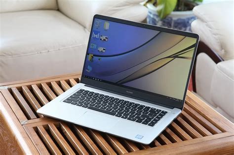 Huawei matebook d 14 is powered by the amd ryzen 7 3700u processor3, which accelerates and enhances performance. Huawei MateBook D (2018) Disassembly and SSD, RAM, HDD ...