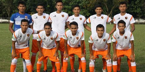 We collect, moderate and the best hd wallpapers in one place. Ditolak Jombang, Laga FC Bidik Batu - Bola.net