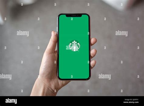 Starbucks coffee app Stock Photo - Alamy