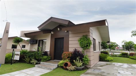 The best bungalow architecture house plans. Small Modern House Designs Philippines Modern Bungalow ...