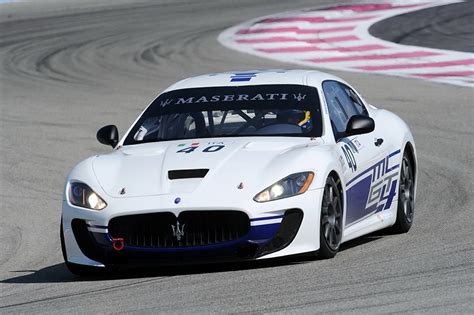 Foto Maserati Gran Turismo MC GT Weiß Vorne Autos