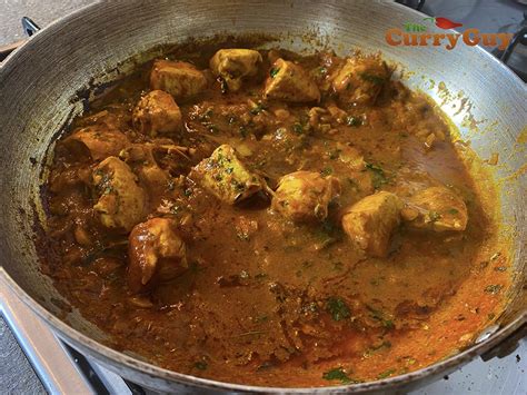 Unlike the commercial stuff, this recipe doesn't rely on sodium benzoate, a. Chilli Garlic Sauce | BIR Chilli Garlic Curry | THE CURRY GUY