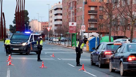 Pero ha comenzado a preparar también a los empresarios para un 'toque de queda' que afecte a todos los comercios, bares y restaurantes de la pero en el resto de la comunidad de madrid, la situación es distinta. Coronavirus, confinamiento y toque de queda en España ...