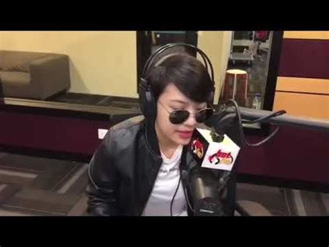 Bila kau di depan mata waktu seakan tak berputar melodi riang hatiku berbunyi. Akan Bercinta by Janna Nick dah release di Hotfm - YouTube