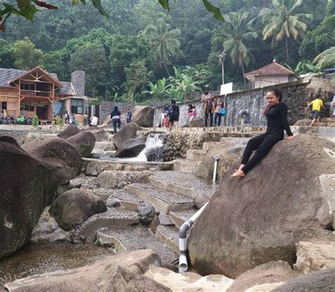 Jarak ke situ buleud 1,02 km. Kolam Renang di Purwakarta ini Mirip Dengan Pantai Belitung