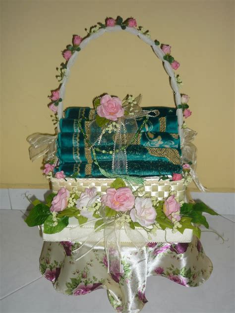Idea gubahan hantaran simple, cantik & menarik. Gubahan Hantaran JS Creation: Gubahan Lipatan Sejadah