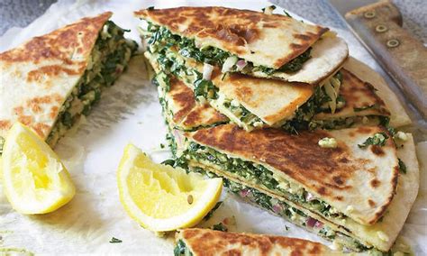 What is food in turkey like? Top 11 Foods To Eat In Turkey - Travel Talk Tours