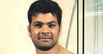 This will include actors, directors, actresses, musicians, and many more. My Shirtless collection: Cricketers: Nude Cricketers