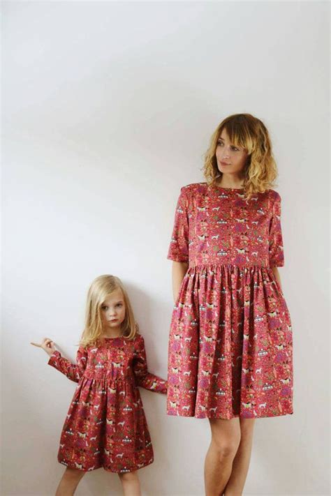 Mama baby kleidung mutter tochter kleider cowboy hemd denim spitze mama und mich kleid passenden outfits tasche familie schauen nashakaite mama und tochter kleid herbst sommer patchwork floral lange kleid für mama und mich kleidung mutter und tochter kleidung. Pin auf Muttertags-Ideen mit Etsy