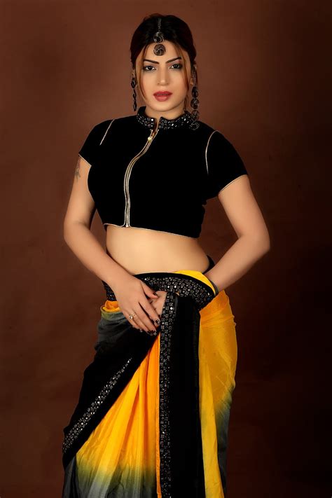BB Entertainment Bollywood Hot Actress Model Sonia Singh Rajput International Photoshoot