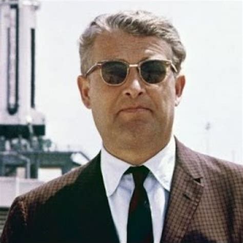 Harry brown, md is a doctor primarily located in chicago, il, with other offices in chicago, il and chicago, il. Wernher von Braun - Topic - YouTube