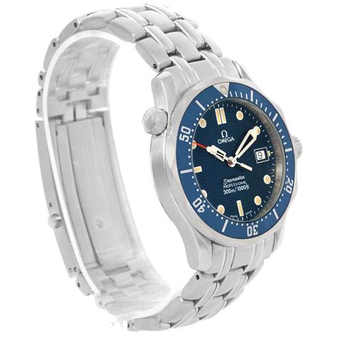 Omega Seamaster James Bond Midsize Blue Dial Watch 25618000 Box
