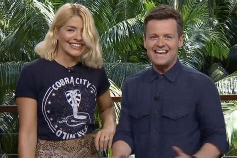 Itv Bosses Want Holly Willoughby To Return As Im A Celeb Host Daily Star