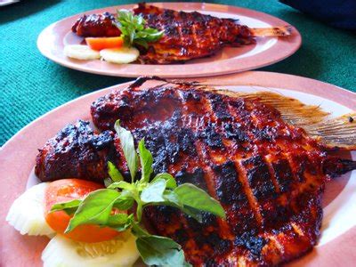 Cara membuat ikan bakar teflon. Resep Bumbu Ikan Bakar - Mancing Info