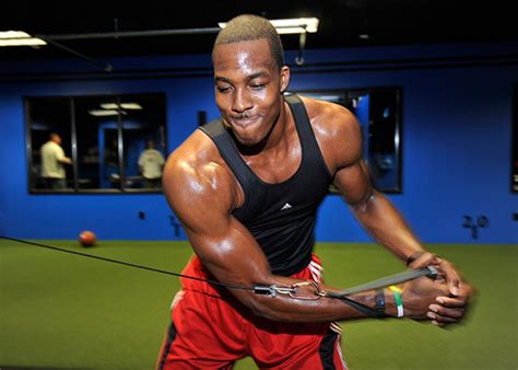 With the lakers losing the game, and their big man in the 4th quarter, it was an incredibly deflating night. Dwight Howard Workout Tips You Need to Know