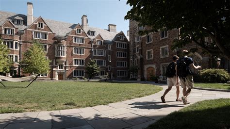 Justice Dept Accuses Yale Of Discrimination The New York Times