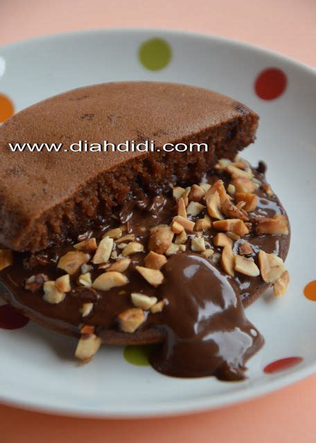Resep pisang selimut coklat keju sederhana spesial asli enak. Martabak Mini Brownies Kacang dan Coklat Leleh. | Resep ...