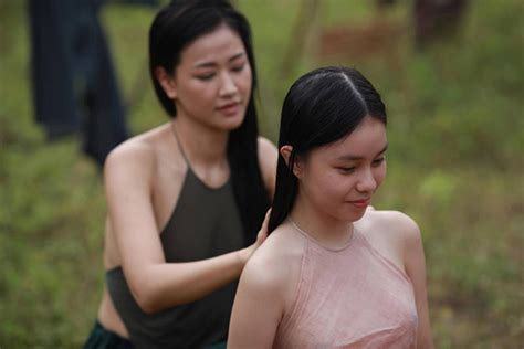 Nhan sắc cô gái Việt đóng cảnh nóng năm tuổi trong phim Vợ ba