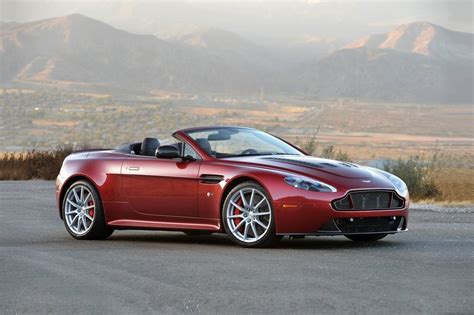 Aston Martin DB11 I 2016 - now Cabriolet :: OUTSTANDING CARS