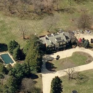 I'll see you in my dreams. Bruce Springsteen's House in Rumson, NJ - Virtual ...