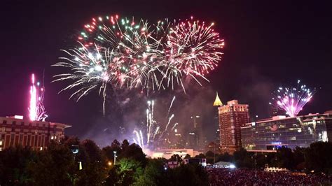 July 4th Around Atlanta 34 Cities Spots To See Fireworks This Weekend
