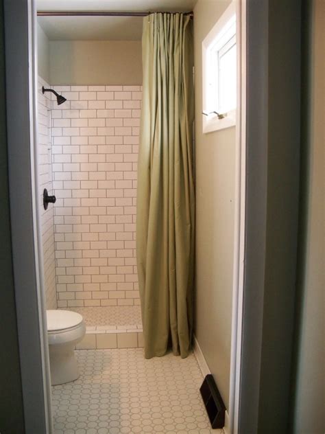 A few days ago, i shared about my love for custom shower curtains that hang almost from the ceiling, have the fullness of a drapery panel, are made of gorgeous fabrics. Floor to ceiling shower curtain : Furniture Ideas ...