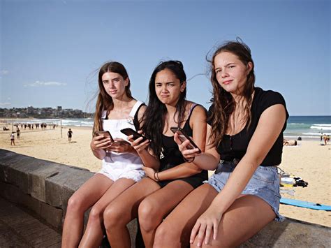 Australian Teenage Sex Drought Driven By Social Media Daily Telegraph