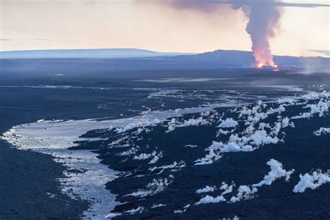 Massive Volcanic Eruption Is Making Iceland Grow Ncpr News