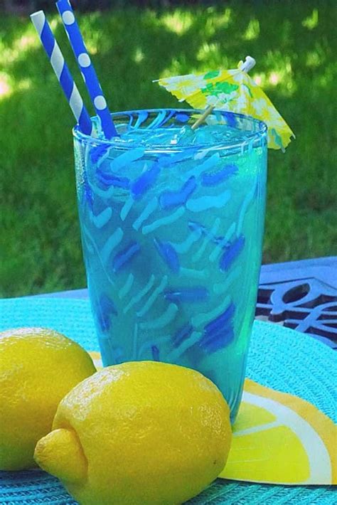 Sparkling Electric Blue Lemonade Recipe Lemonade Recipes Pineapple Lemonade Lemonade Punch