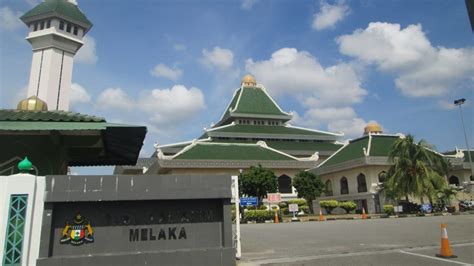 Ayer keroh is a town in melaka, malaysia. Melaka benarkan solat Jumaat hari ini, terhad 40 jemaah