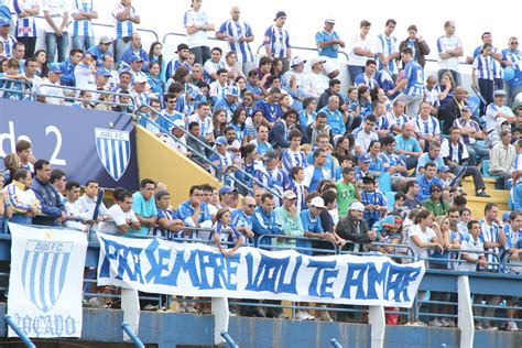 Em Enquete Torcida Aposta Que Avaí Vai Bater Seu Maior Público Na