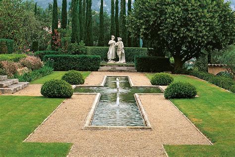 Look Inside Some Of The Most Beautiful Private Gardens Of The