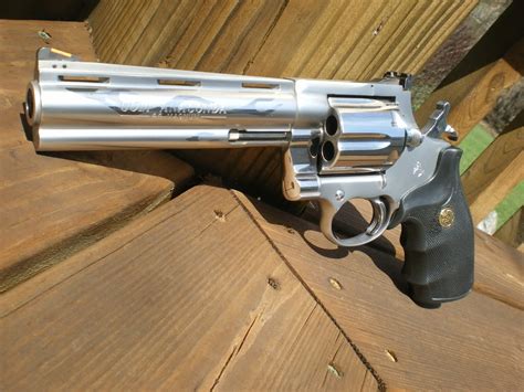 Guns And Weapons Colt Anaconda Revolver