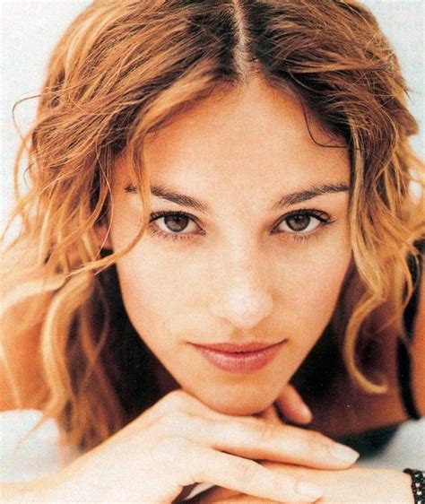 Amy Jo Johnson Movies Bio And Lists On Mubi