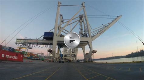 First Of Four New Cranes Starts Work At Port Of Savannah Georgia