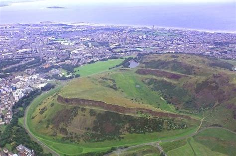 Ontdek arthur's seat, edinburgh met gidsen expedia! Arthur's Seat Edinburgh | Arthurs seat edinburgh ...