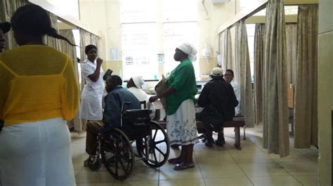Zimbabwean Nurses Call Off Strike And Return To Work Eye On Africa
