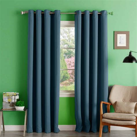 What Colour Curtains Goes With Dark Green Walls