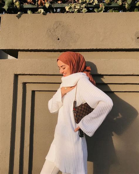 Turtleneck Look Ideas Thatll Elevate Your Winter Hijab Style Hijab