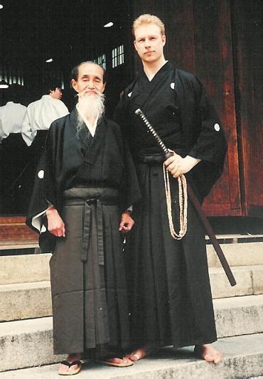 Såzen Sensei With Yoshio Sugino Sensei At A Demonstration Shinto Ancient Samurai Sugino