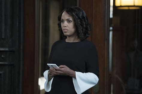 Olivia Popes Mom Returns To Scandal And Shes More Dangerous Than Ever
