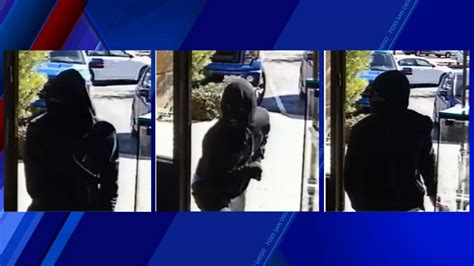 Photos Released Of Jewelry Store Robbery Suspects